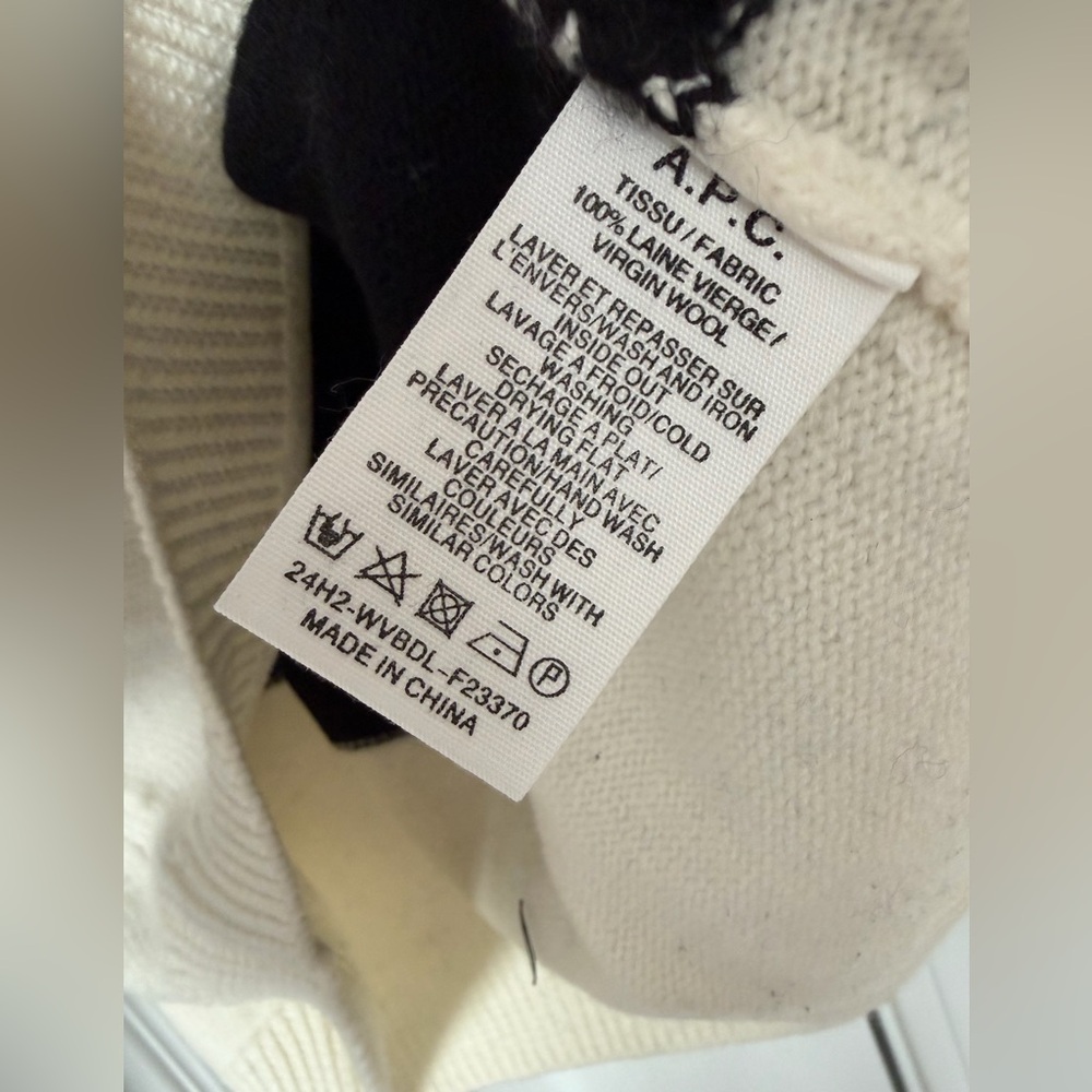 A.P.C. Penny Sweater - 100% wool Black and White Striped - size M - Picture 8 of 10